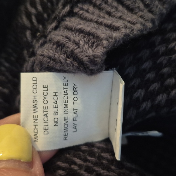 Planet By Lauren G Inside Out/reverse Sweater Black/Gray Raglan Sleeves OS - Picture 8 of 8